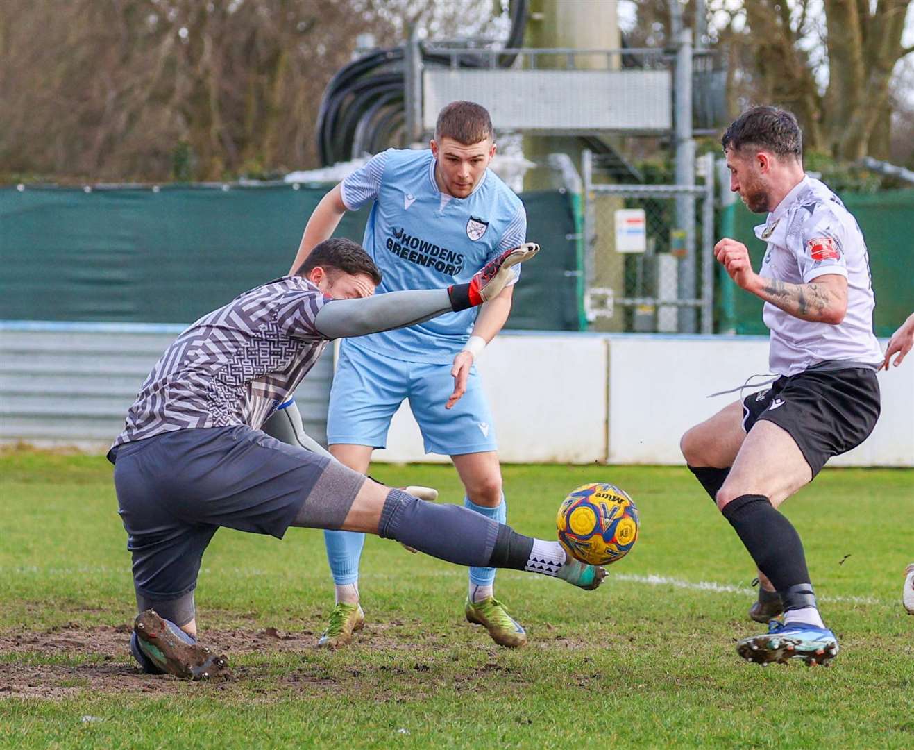 Hungerford vs Hanwell Town