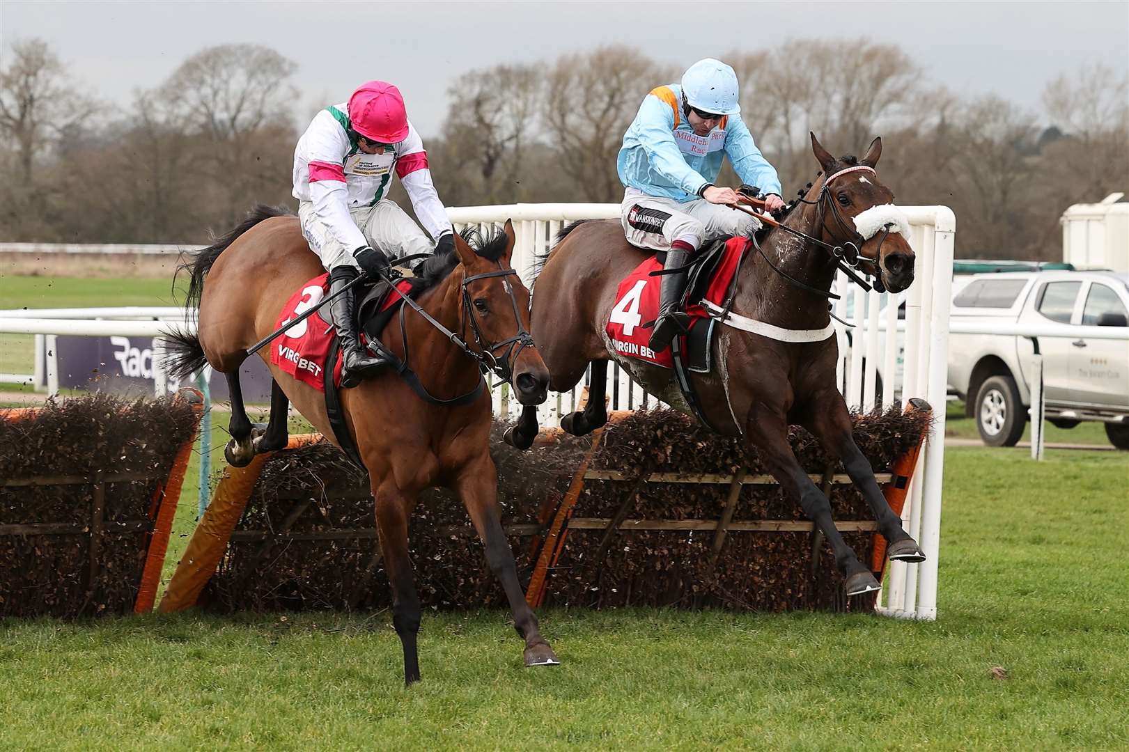 Marie's Rock (right) in the Virgin Bet Warwick Mares' Hurdle. Pic: David Pratt / dwprattracingphotography