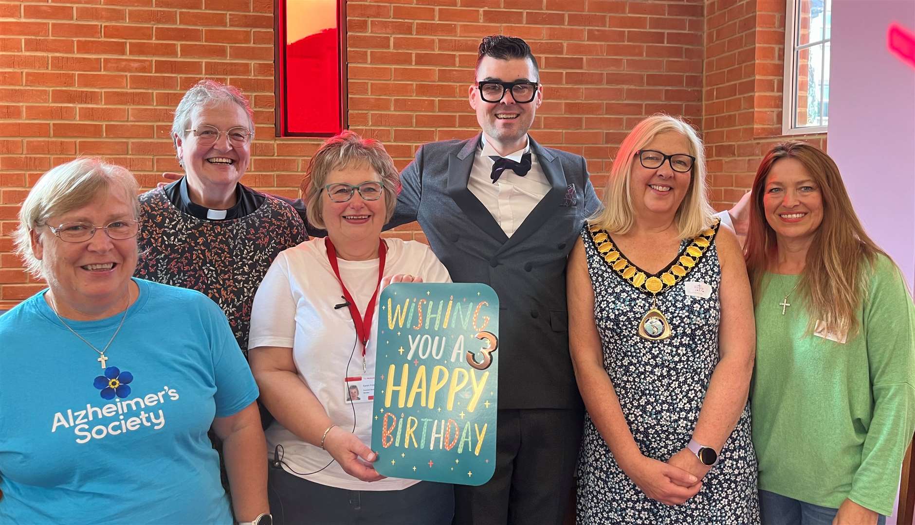 Lynn Portwood, Rachel Borgars, Karen Frost, Derry Pope, Mayor of Thatcham Suzanne Adamantos and Deputy Mayor of Thatcham Petra Pemberton