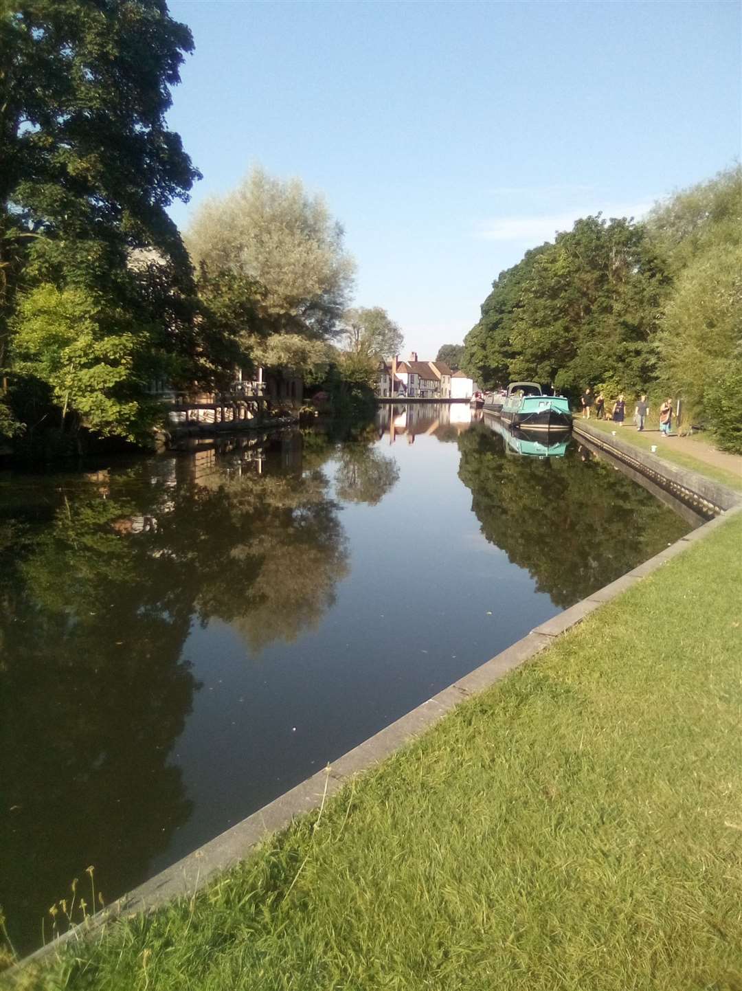 Looking west along West Mills in Newbury