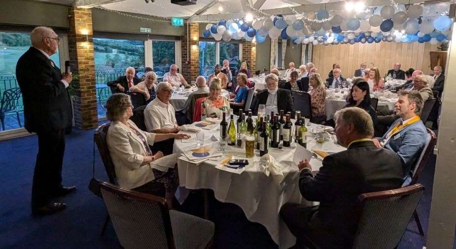 Outgoing club president, Brian Davies, addressing the dinner guests