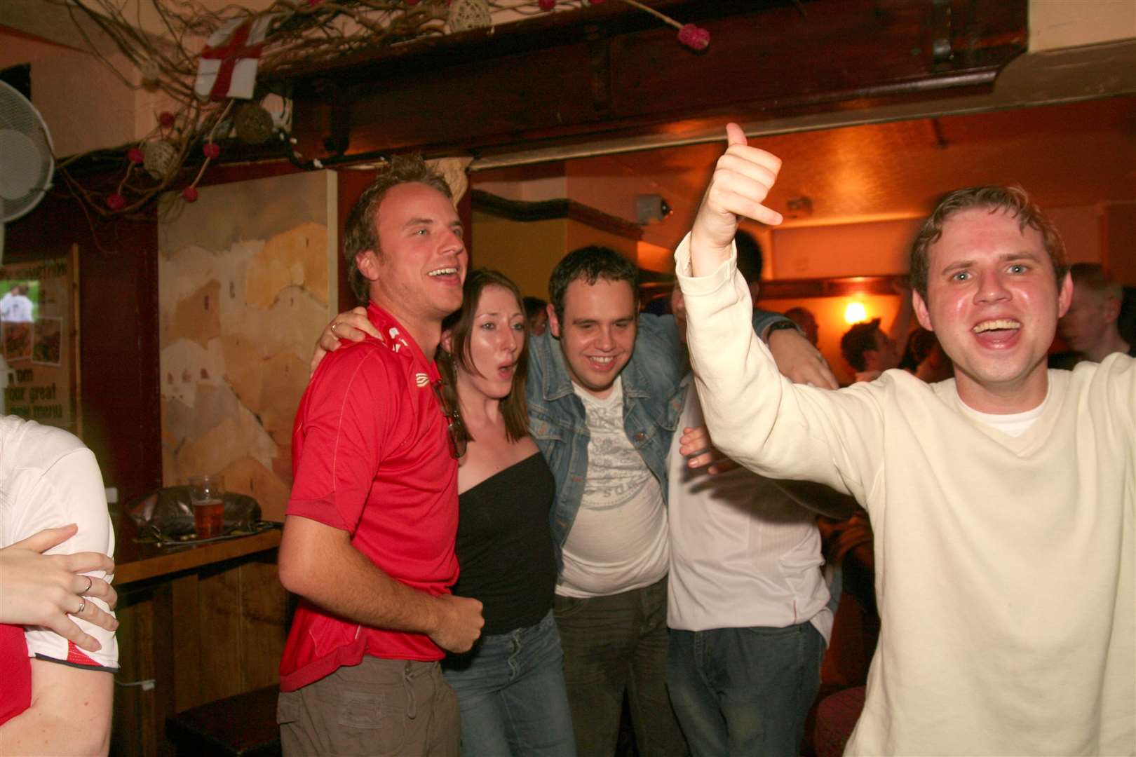 Win for England at the Berkshire Tavern in the World Cup 2006