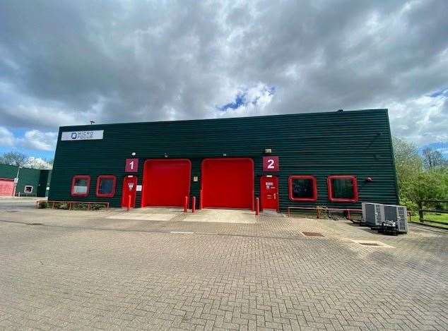 Units at Riverpark, Ampere Road, Newbury