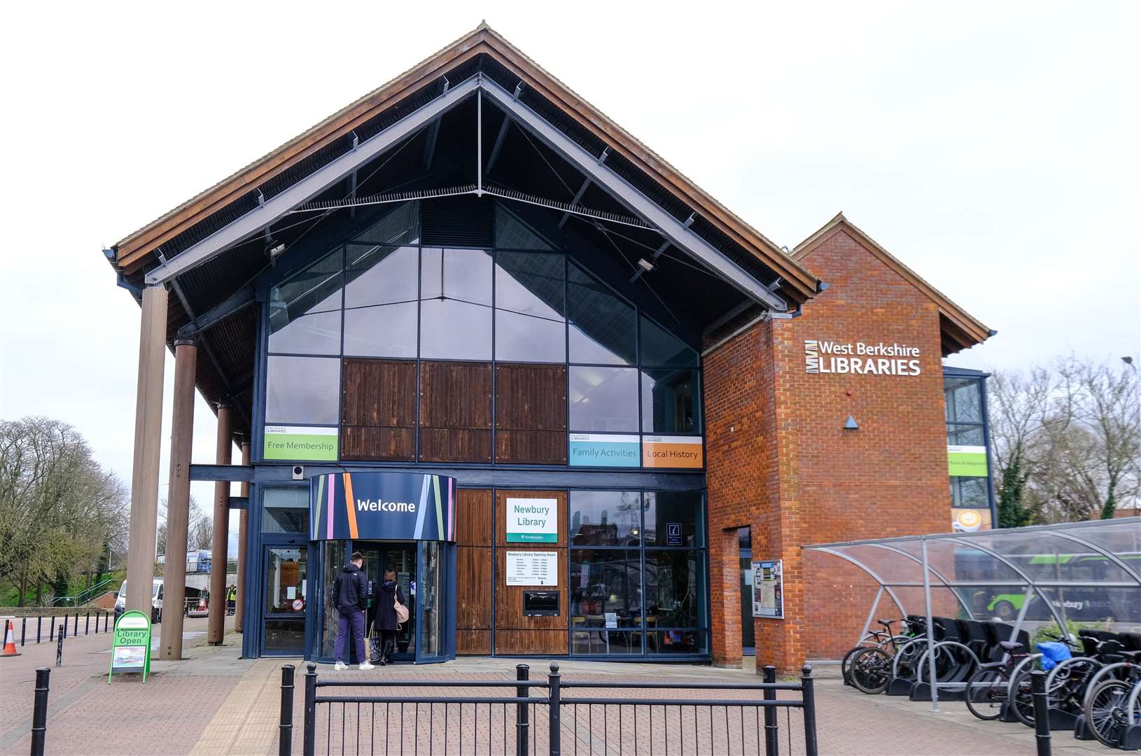 The site will be hosted at the library.
