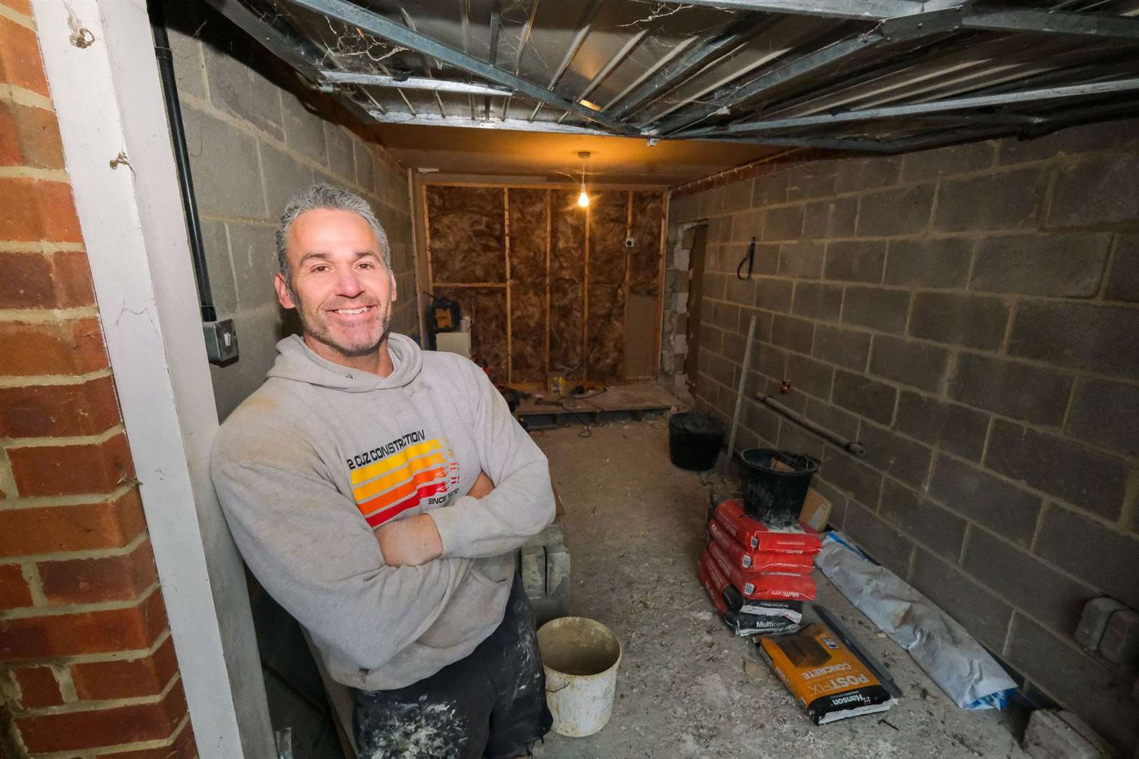 Local tradesman coming together to convert a garage into a bedroom for a Thatcham family