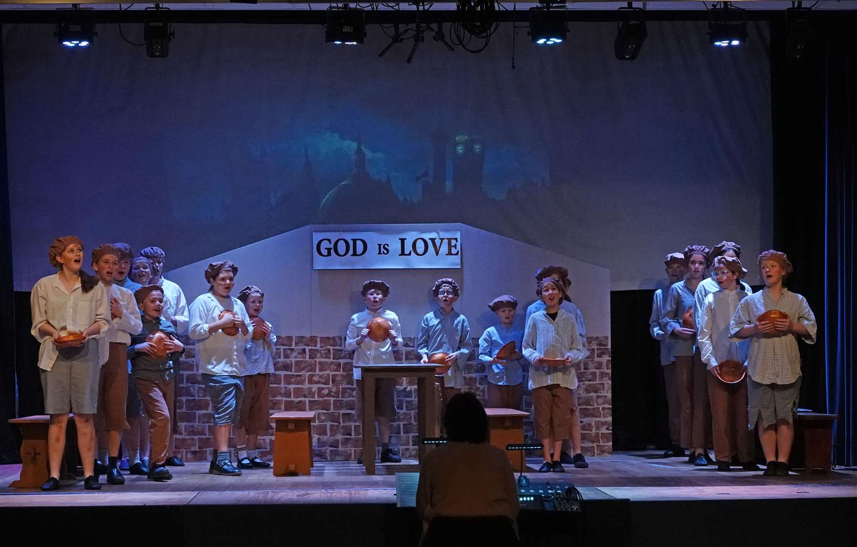 Community of Hungerford Theatre Company: Lionel Bart's Oliver!