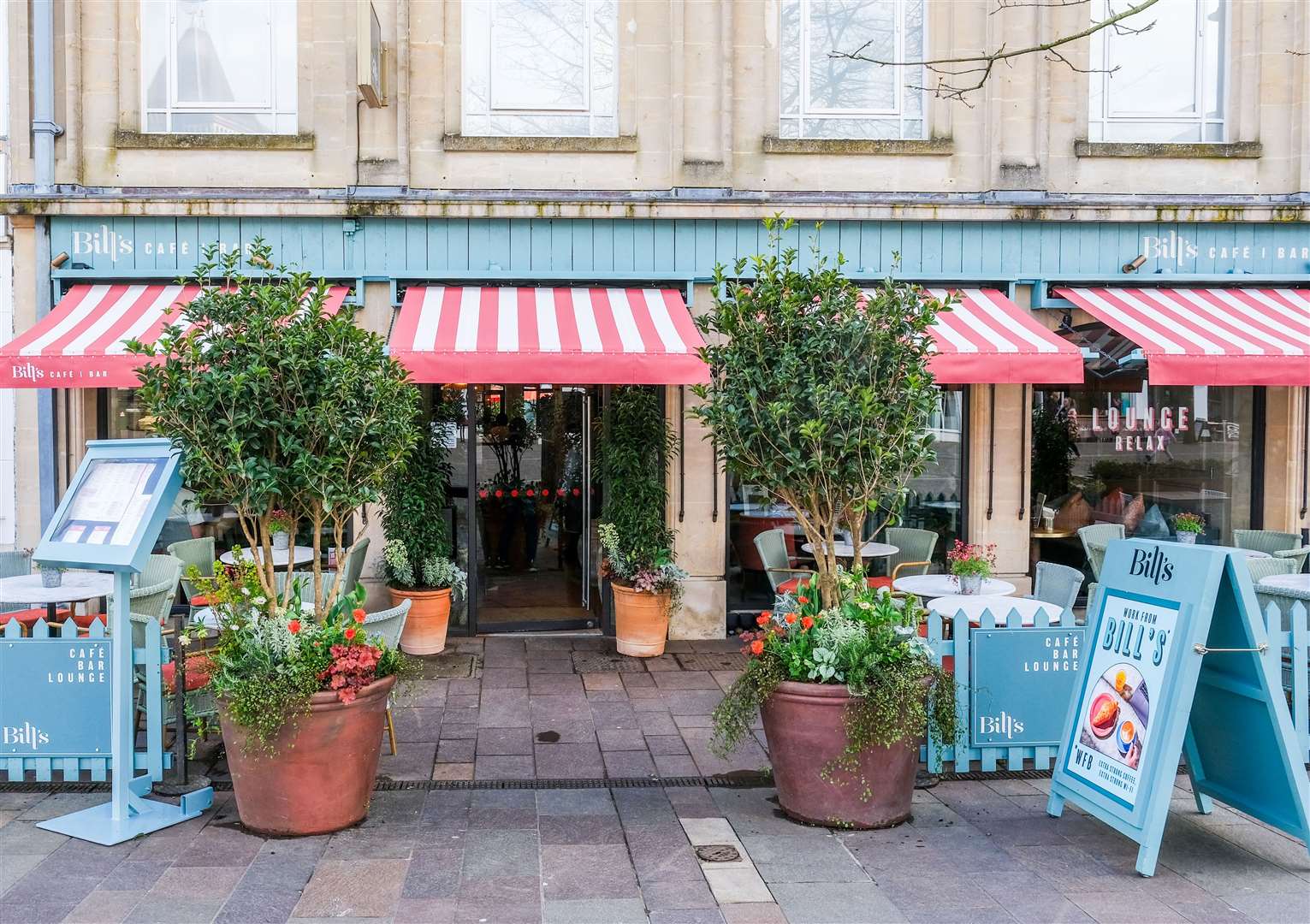 Bill’s Café Bar Newbury in Market Place re-opens after month of renovation work