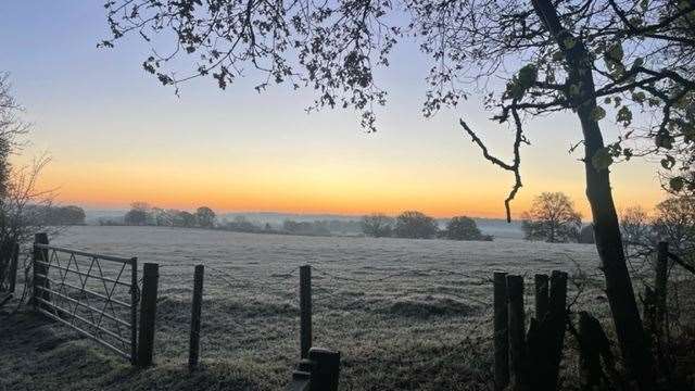 Yattendon by Ian Marshall