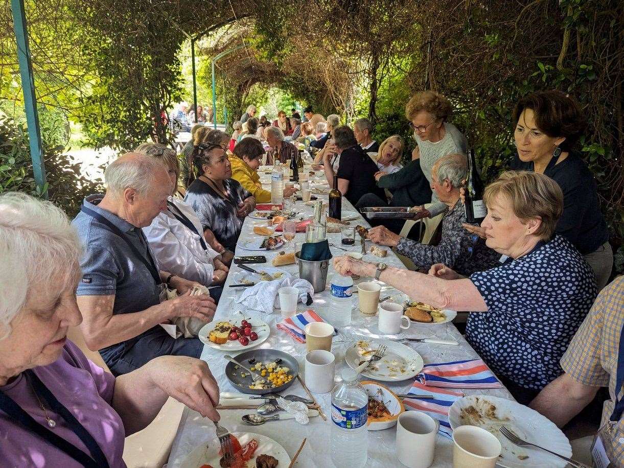 The Newbury Twin Town Association visited Bagnols sur Cèze to celebrate Newbury's 50-year anniversary of twinning with the Southern French town