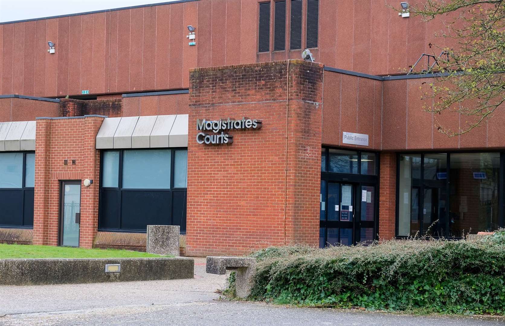 Reading Magistrates Courts