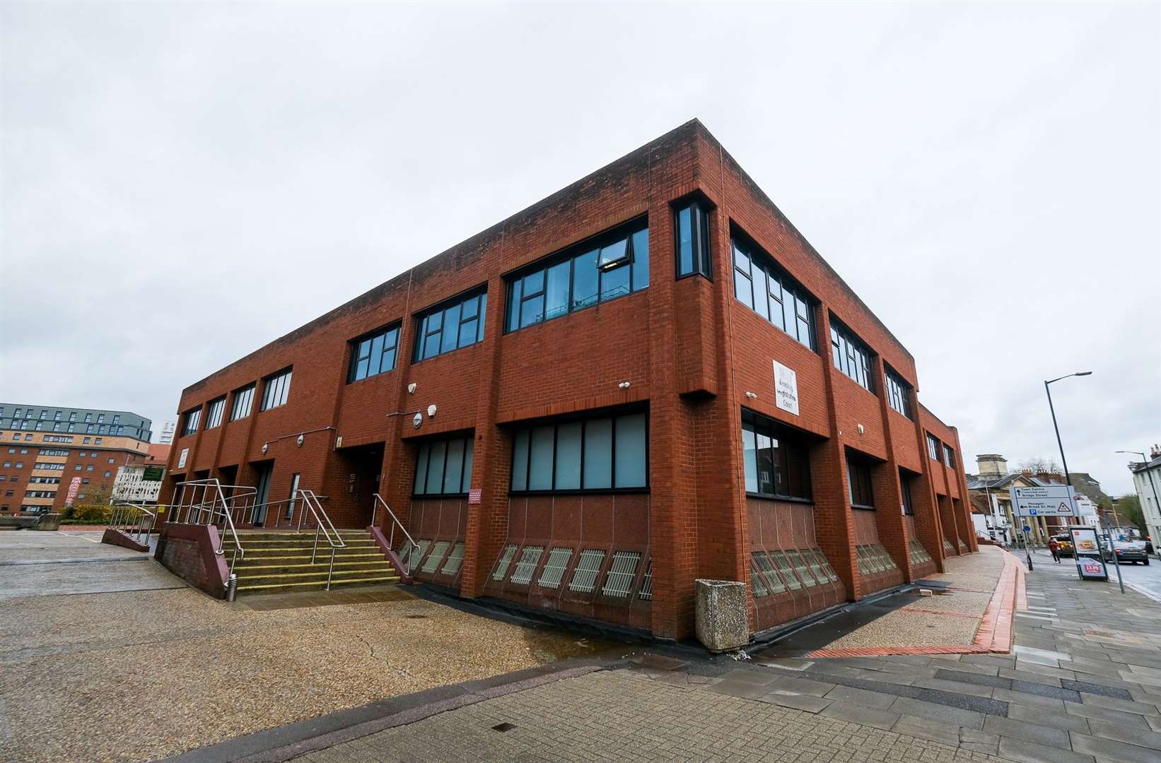 Reading Magistrates Courts