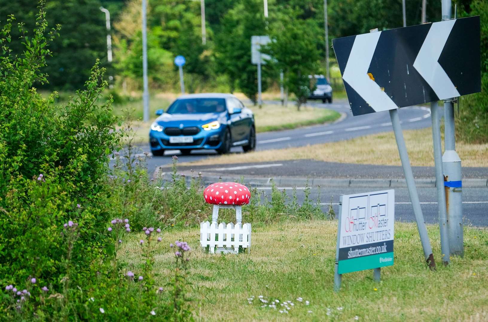 Mushroom Barstool on Thatcham roundabout