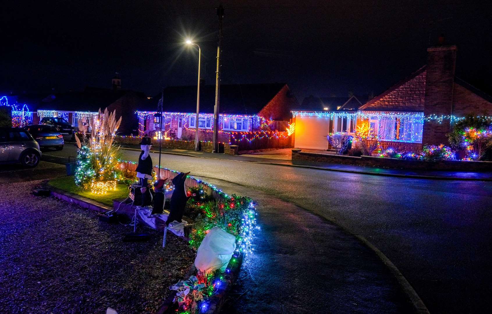 Clark's Gardens Christmas Lights in Hungerford , raising money for Thames Valley Air Ambulance