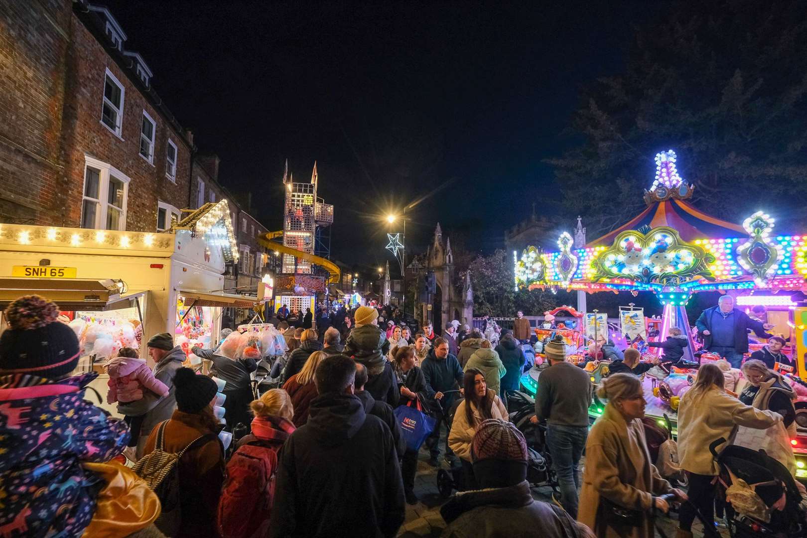 Newbury lights up