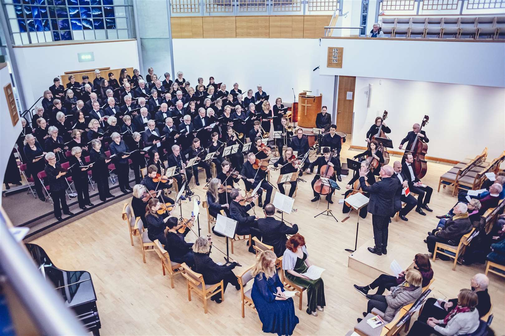 Pangbourne Choral Society concert - picture Tony Hackett