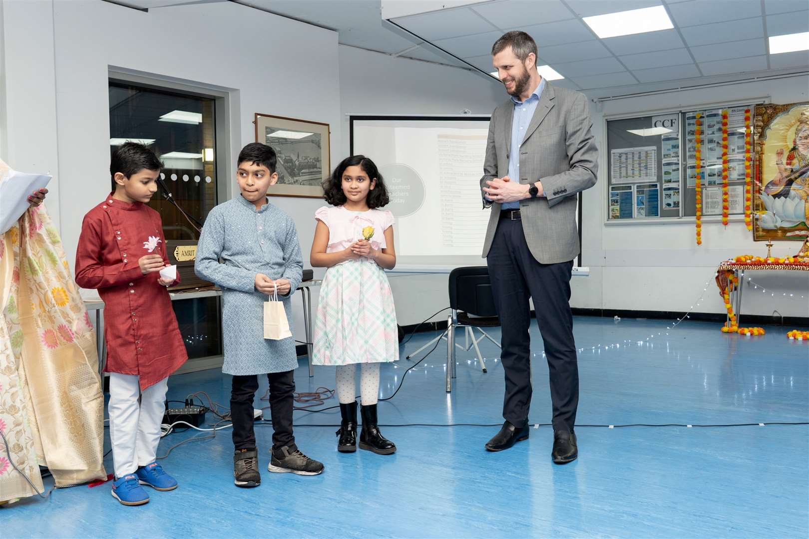 Teachers thanked and celebrated at Hindu cultural event in Newbury at St Bartholomew’s School on February 28