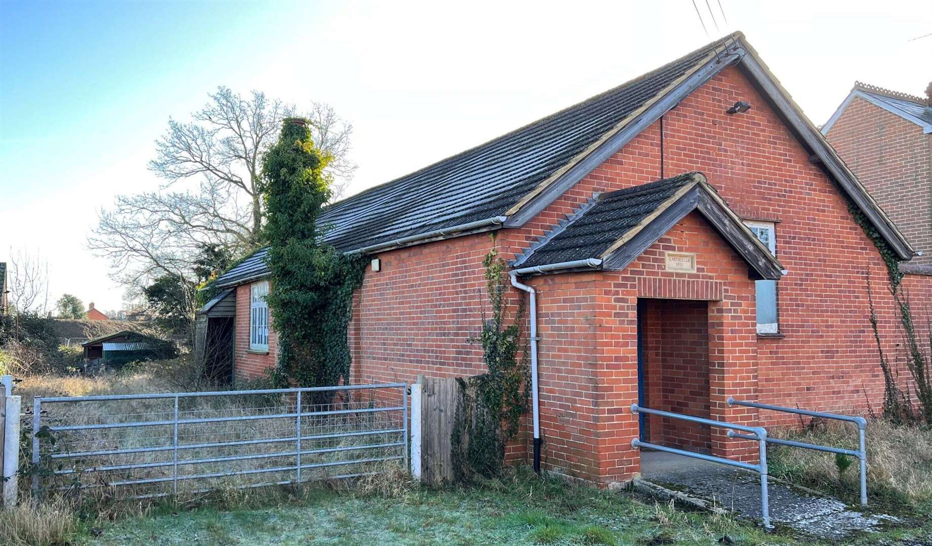 The Garth Club Hall, Mortimer in April 2022. Credit: Nick Carter