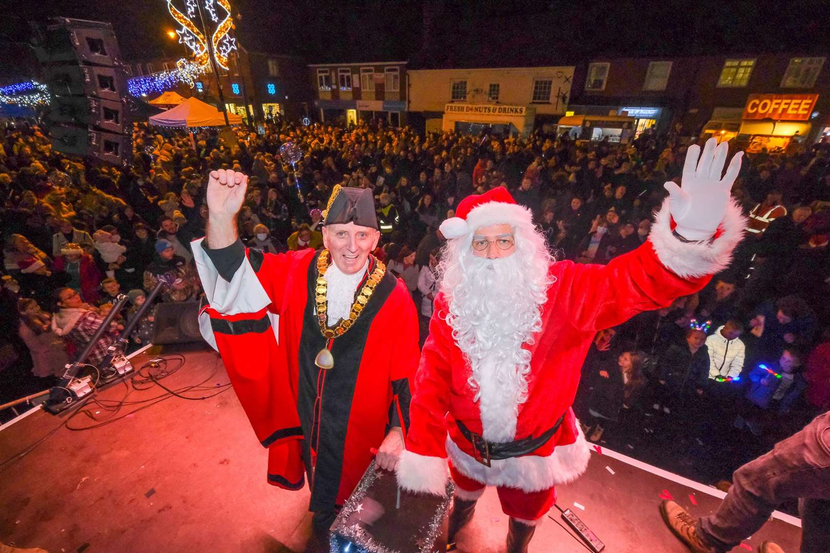 The Thatcham mayor and Santa with a packed out crowd,
