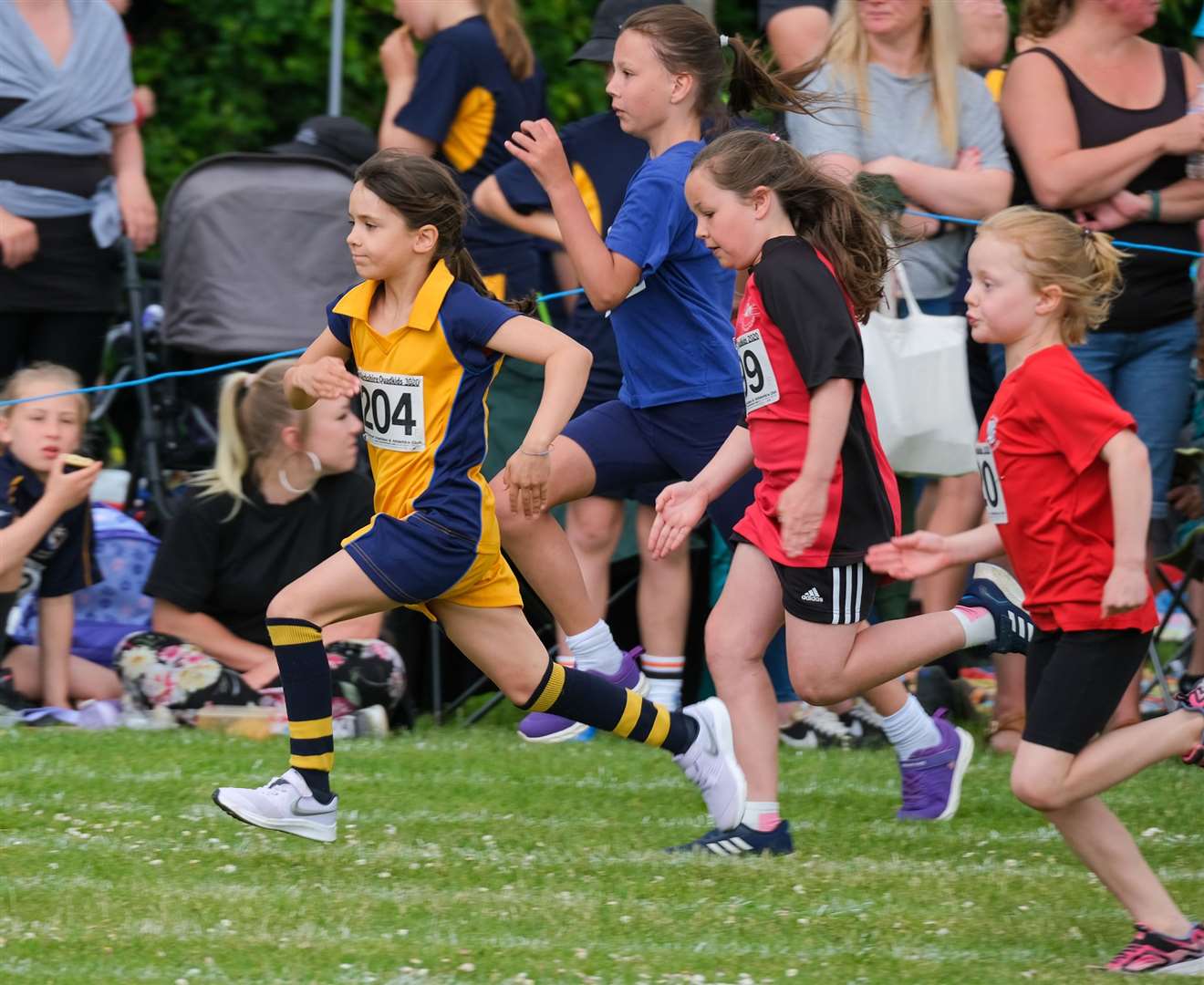Year 3&4 50m - St Gabriels in front