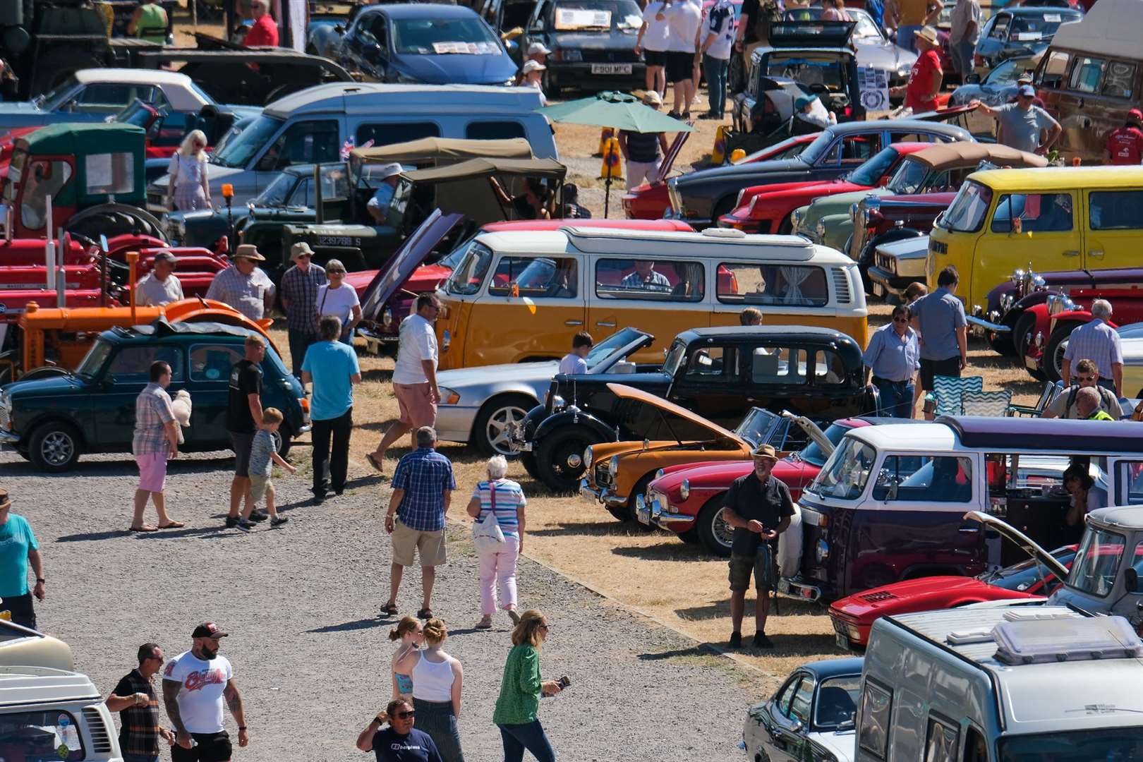 West Berkshire Classic Car show at Newbury Racecourse (58686606)