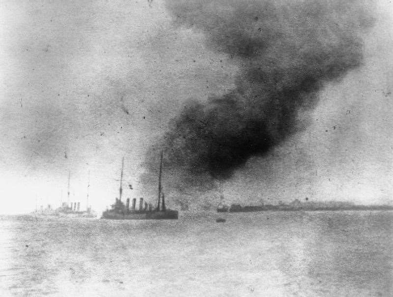 HMS Bulwark explodes off the coast of Sheerness on November 26, 1914. Credit: Public Domain