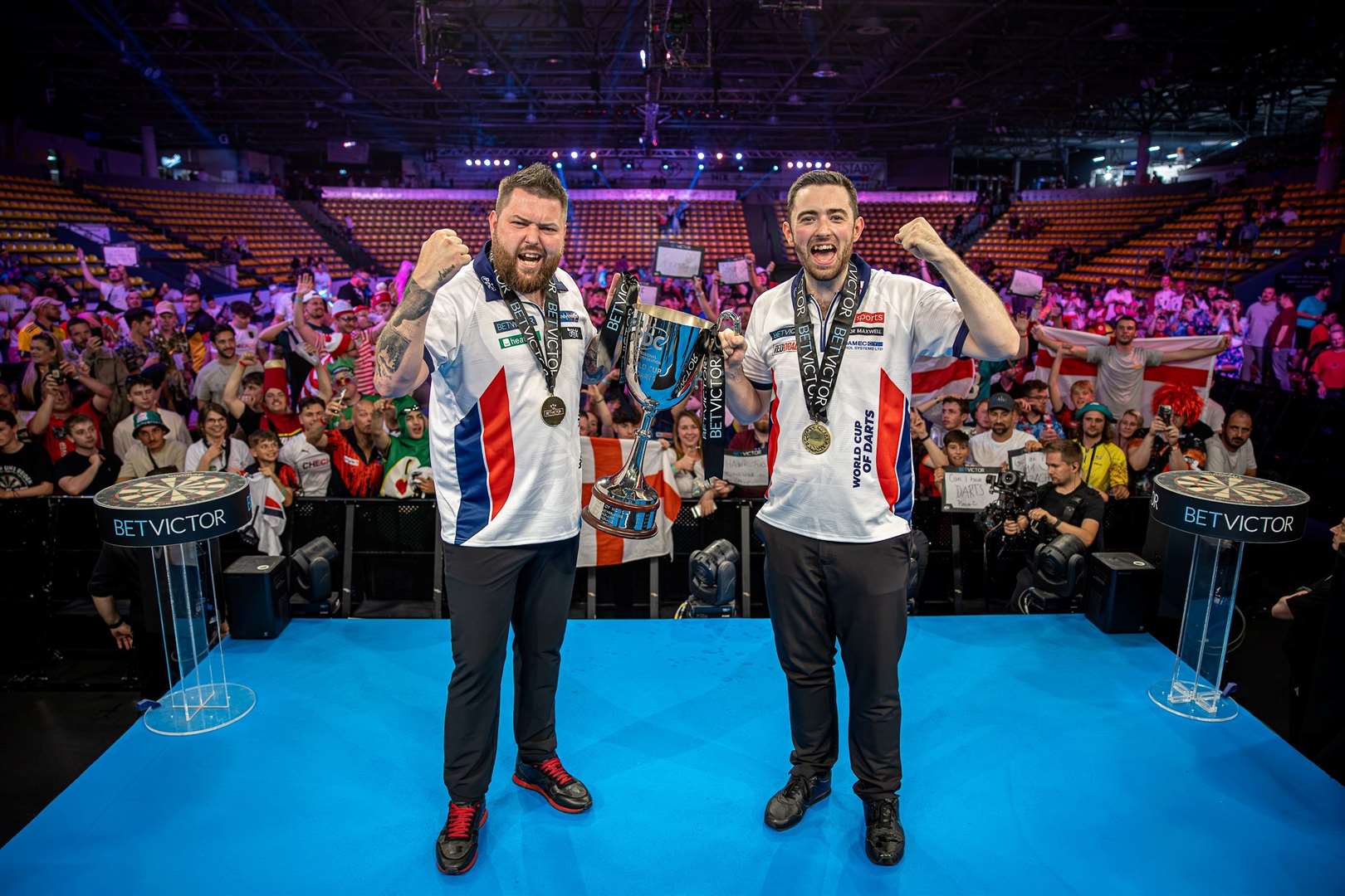 Luke Humphries at the BetVictor World Cup of Darts 2024 - Photo: Jonas Hunold/PDC Europe
